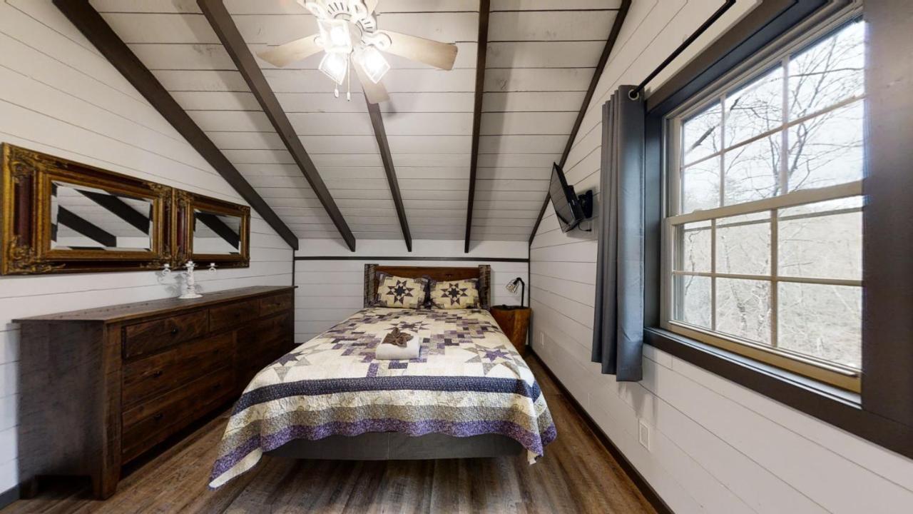 Bigfoots Hideaway Cabin Gatlinburg Buitenkant foto
