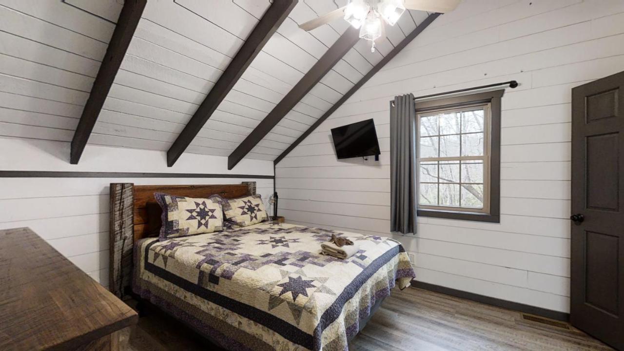 Bigfoots Hideaway Cabin Gatlinburg Buitenkant foto